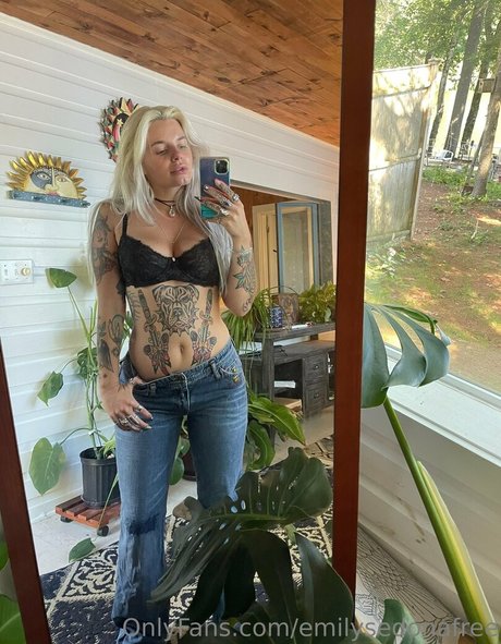 wedgie onlyfans pornographic picture