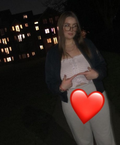 Lydia B pornstar nice photos