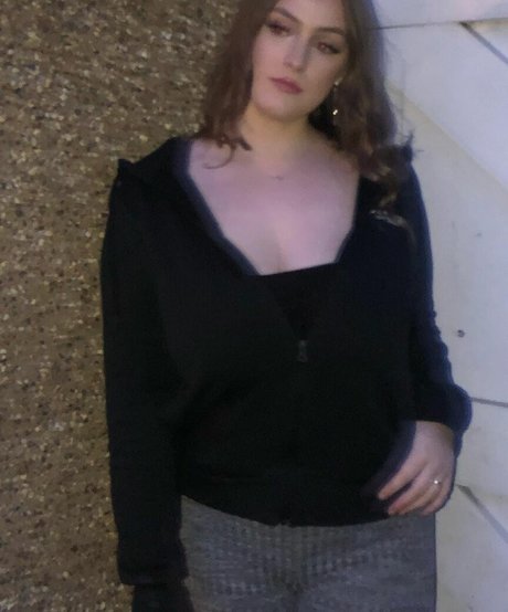 Lydia B model art images