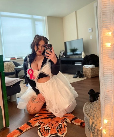 dripping wet pussy onlyfans sexy picture