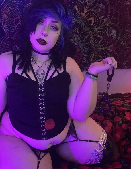 stfuitscourtney Best Profile Photo