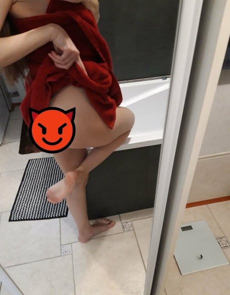 lilyapricot art actress photos