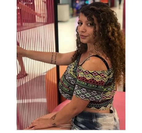 Ashley Alves hd actress archive