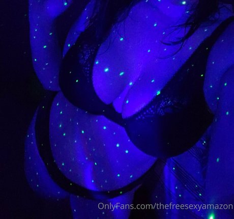 busty mom onlyfans hd galleries