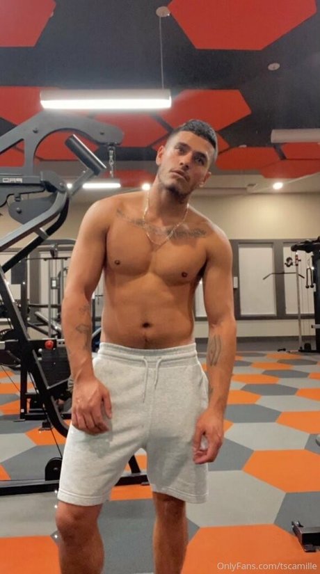 tscamille model free img