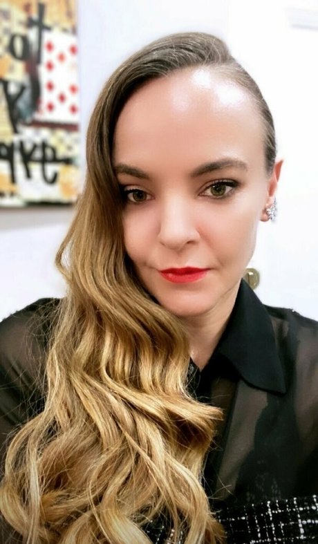 angelabelcamino xxx actress galleries