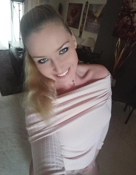 black blowjob onlyfans sexy pictures