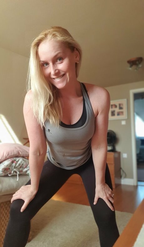 petite slut onlyfans art nude photos