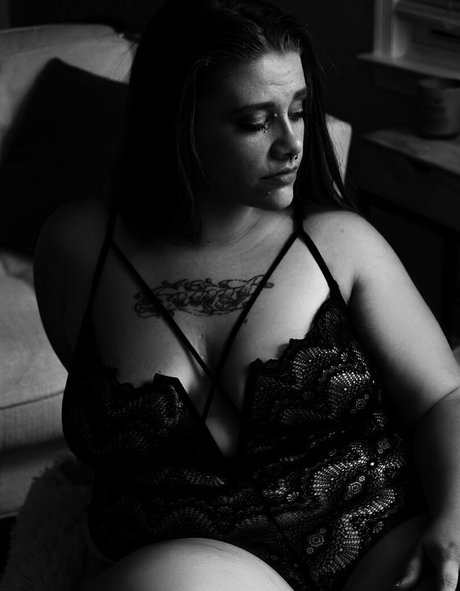 asian brunette onlyfans pornographic image