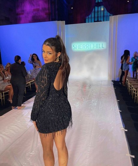 Carol Chaves model hd gallery