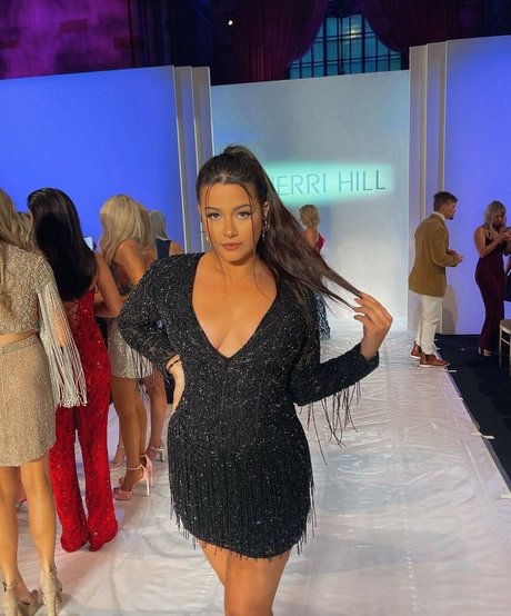 Carol Chaves model naked pictures