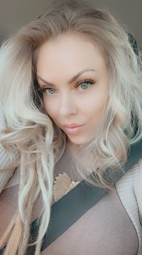 Nina Rei model nice gallery