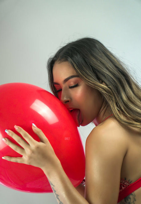 petite onlyfans free nude img