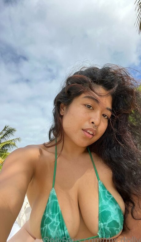 Ms Dolly pornographic actress photos