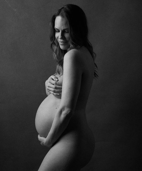 Hilary Swank art star gallery