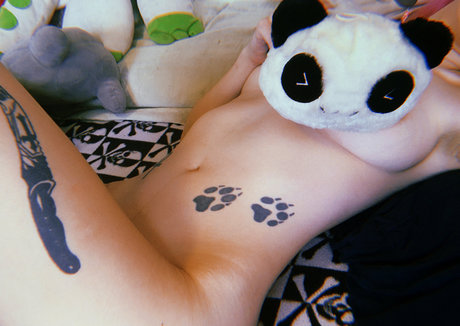 hairy legs onlyfans hd gallery