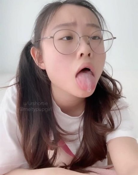 urshortie star sexy pics