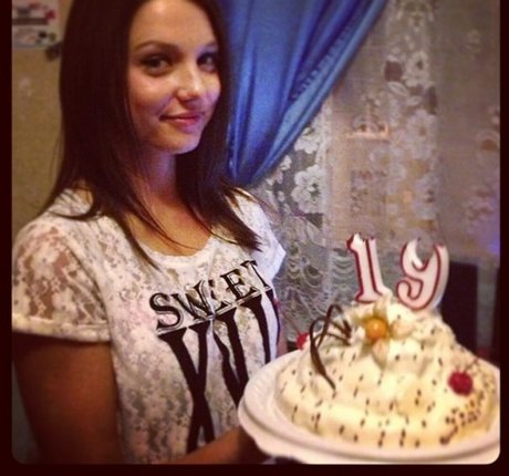 Foxy Di model hd archive