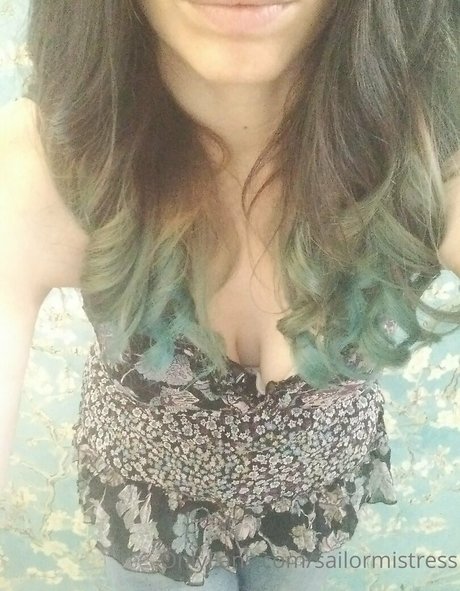 sailormistress erotic star pic