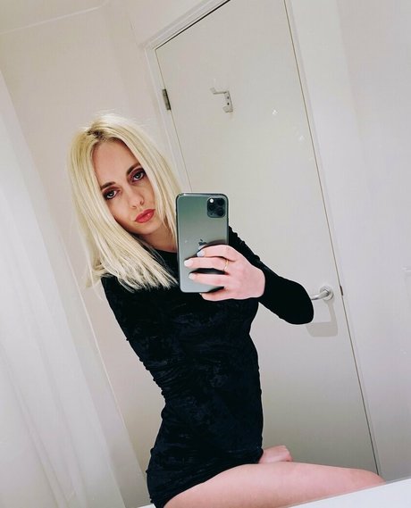 laraonelove star nice galleries