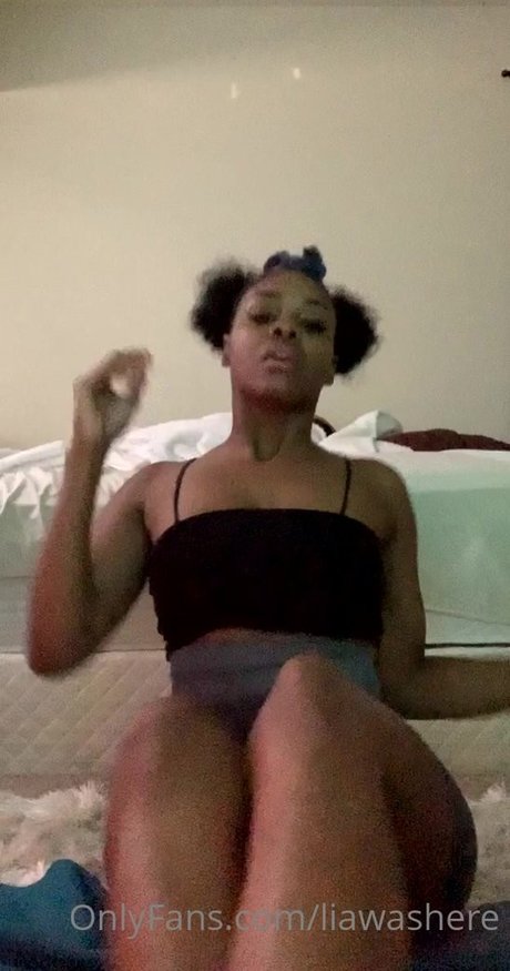 Liliwashere model nudes pic