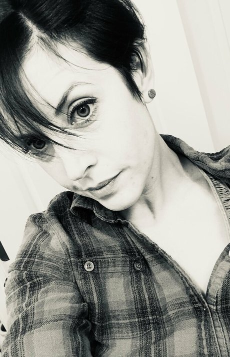 male onlyfans pornographic pic