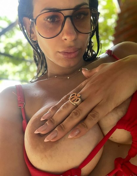 burpygirl model hot picture