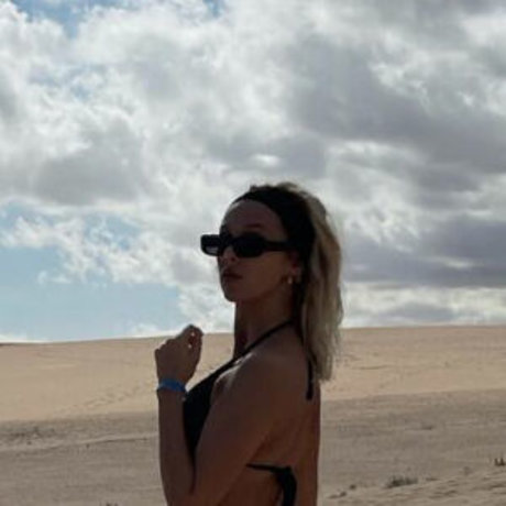 Sara Skowronek free pornstar pic