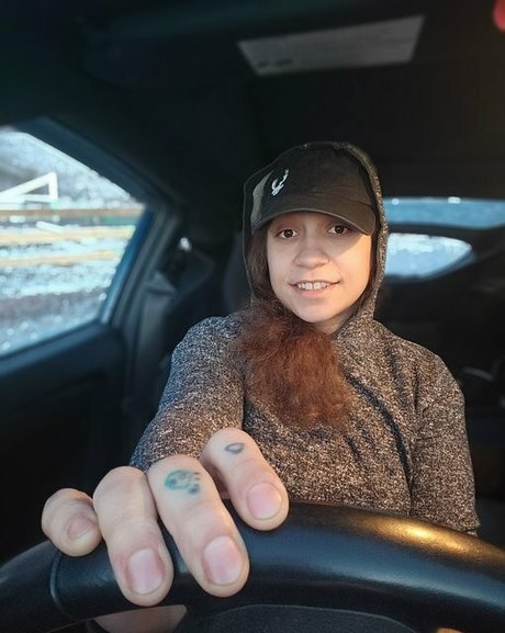 Emm Loomis free pornstar photo