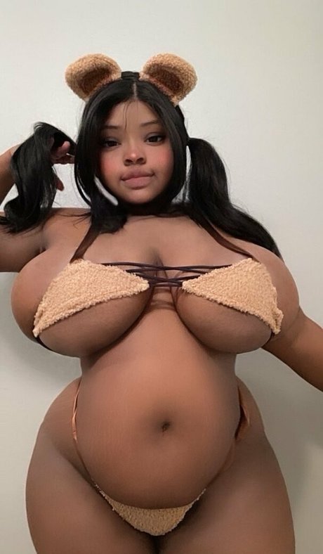 roarwie star pretty pics