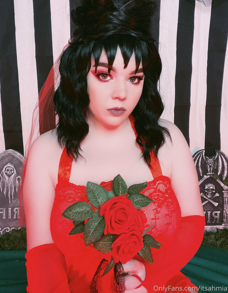 itsahmia art pornstar img