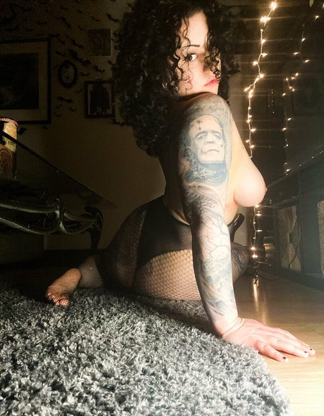 adellaaddams top star pictures