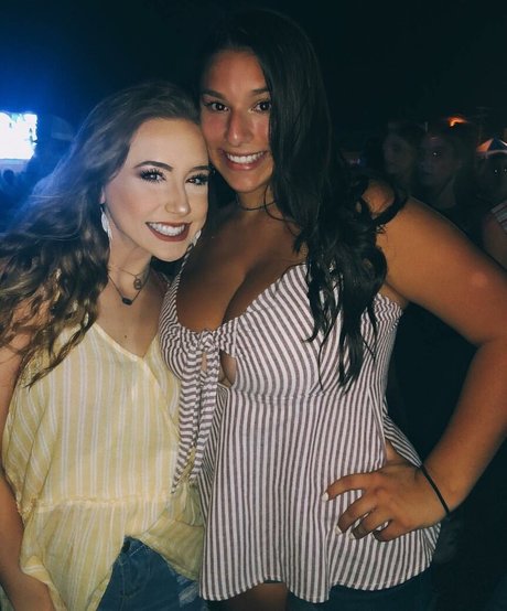 Kaylee Eller pornographic actress photos