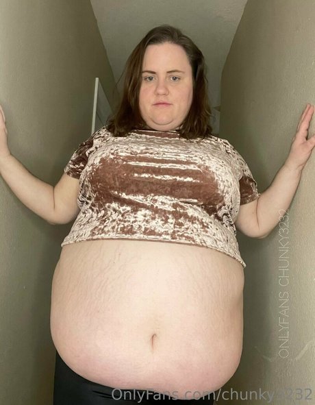 chunky3232 beautiful pornstar img