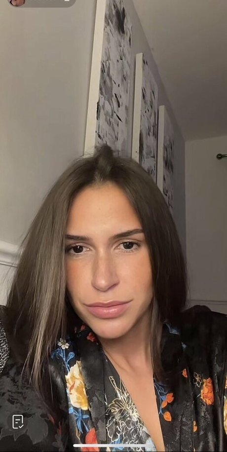 chicks with dicks onlyfans sexy nude pics