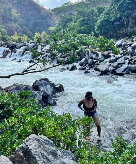 Karen Garcia best star photo