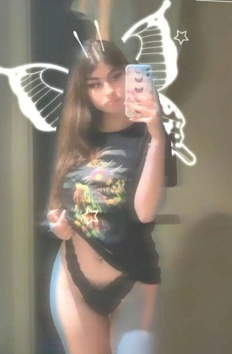 Abbyimu art star pic