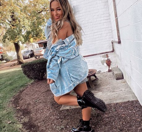 Tatiana Gianacopoulos pretty pornstar pic