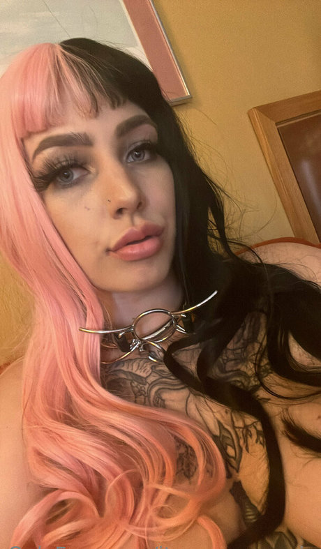 its avery again xxx model galleries