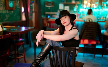 audreybelletv pretty model picture