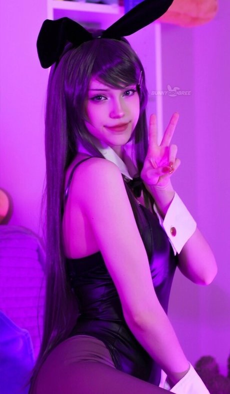 BunnyGirlBree naked model pic