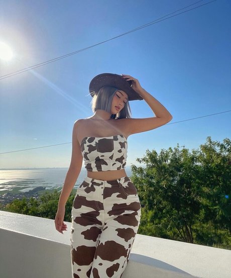 young onlyfans free sex pics