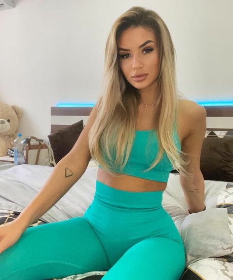 Biancabiiiib model pornographic pictures