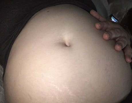 busty mom onlyfans free nude pictures