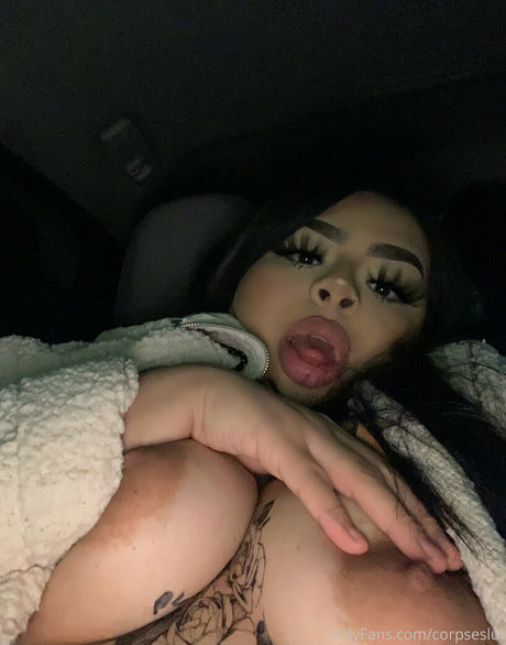 corpseslut naked model pic