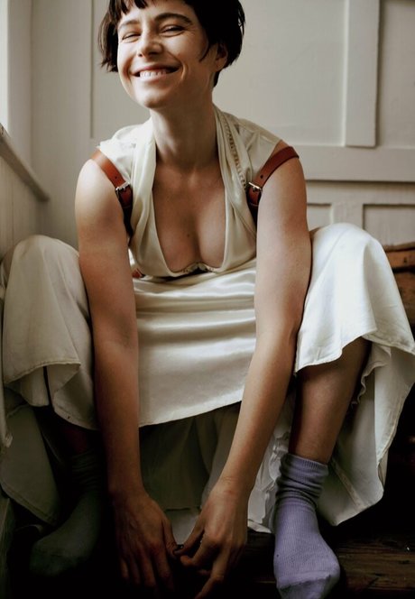 Jessie Buckley star porn gallery