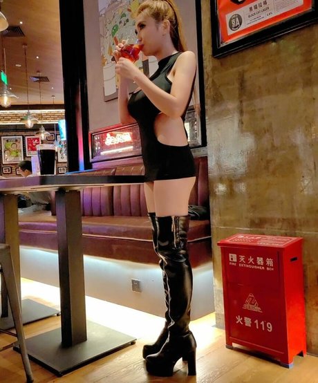 goth teen onlyfans hd img