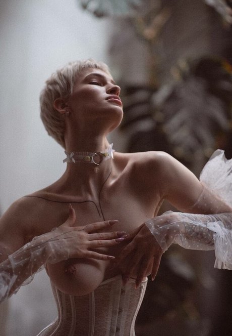 blonde deepthroat onlyfans sexy xxx image