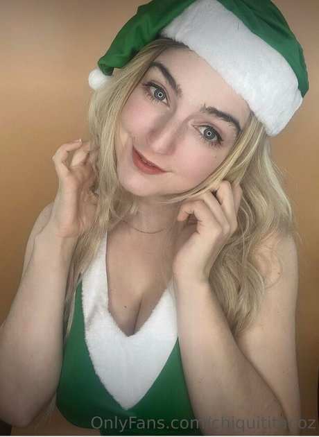 busty mom onlyfans nude img