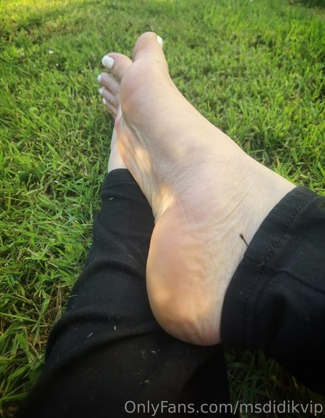 msdidikvip model nude pics